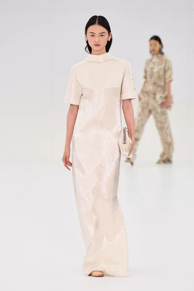 Look 13